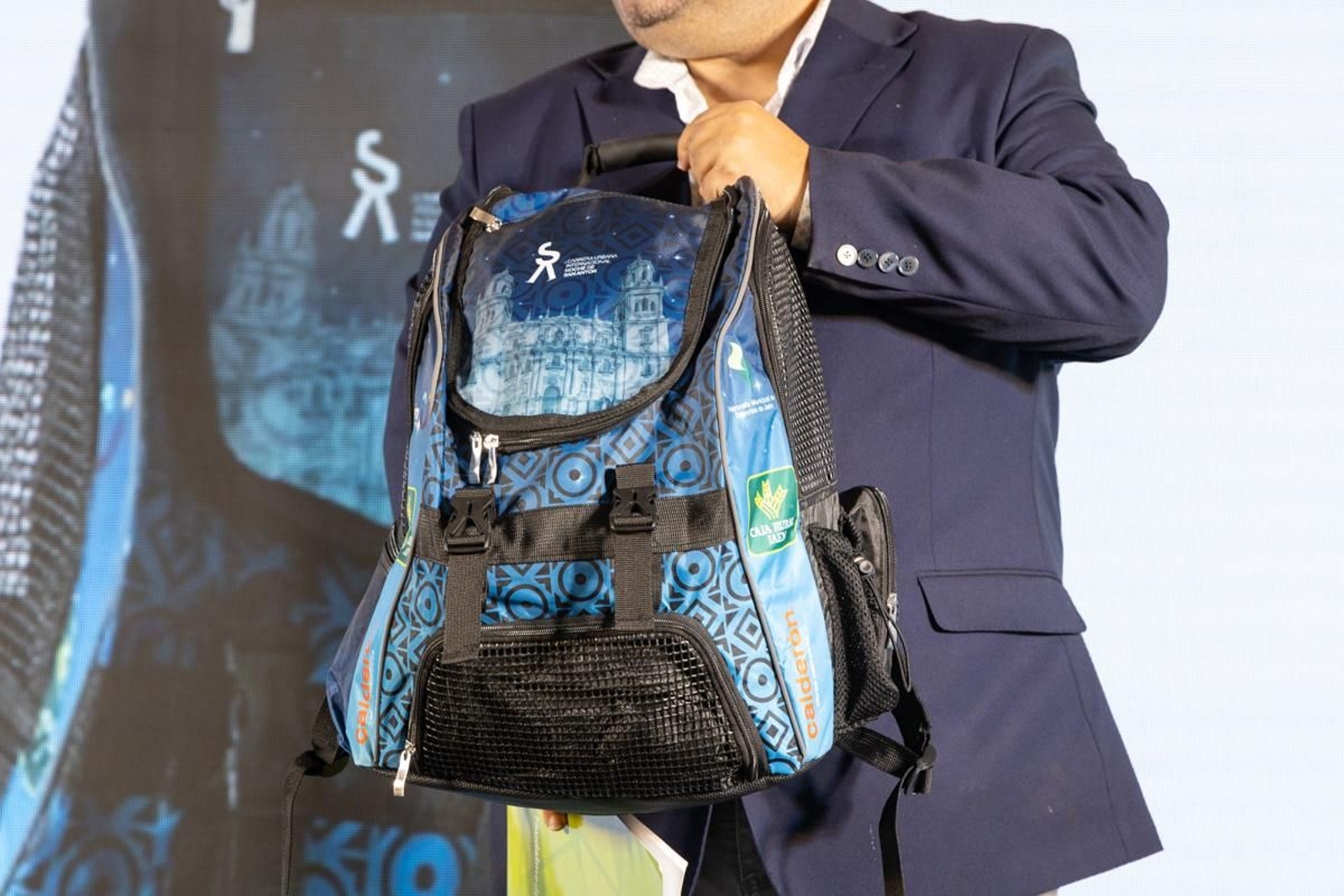 La presentación de la XLII Carrera Urbana Internacional Noche de San Antón, en imágenes