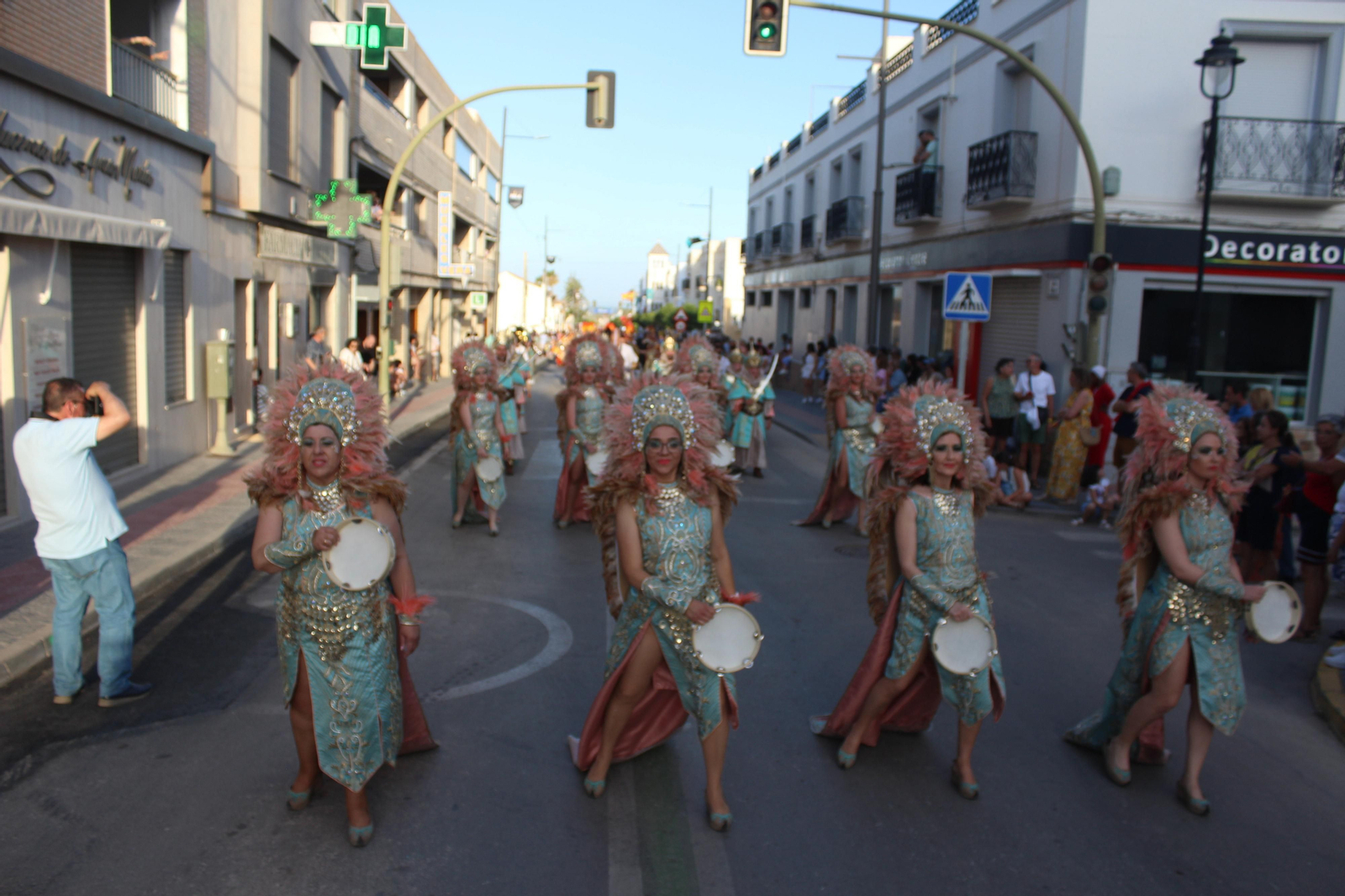 El desfile de Moros y Cristianos de Vera, en imágenes