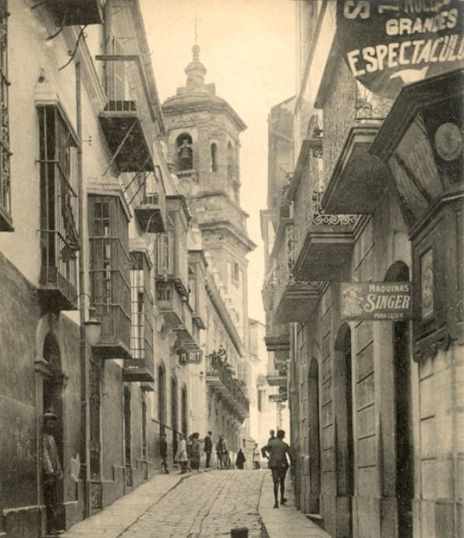 Una imagen antigua del centro de Algeciras.