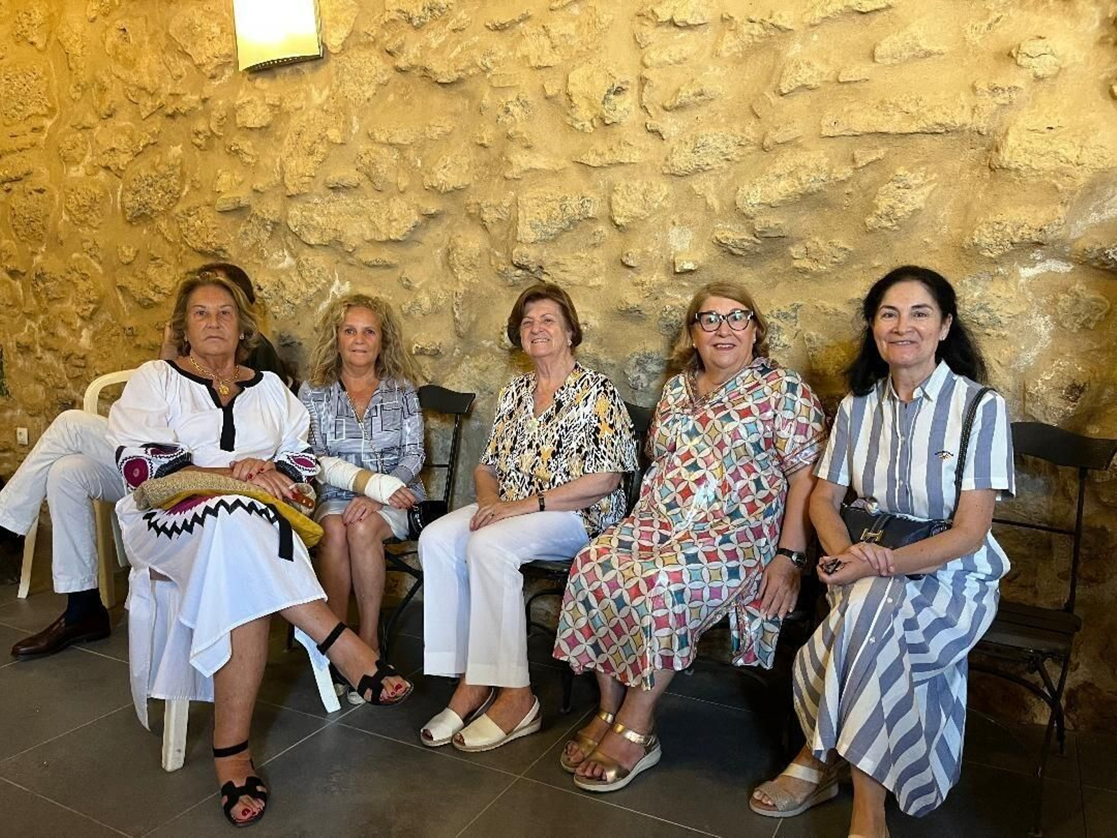 Lala Mergelina, Sofía de la Cierva, Imelda Moreno, Amparo Molina y Sol Barbadillo.
