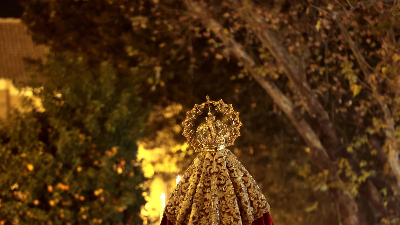 Las imágenes del traslado del Cristo de Burgos