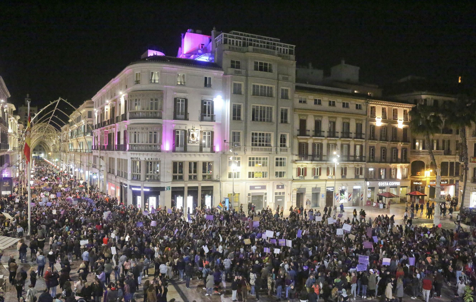 Las imágenes de la manifestación del Día de la Mujer en Málaga