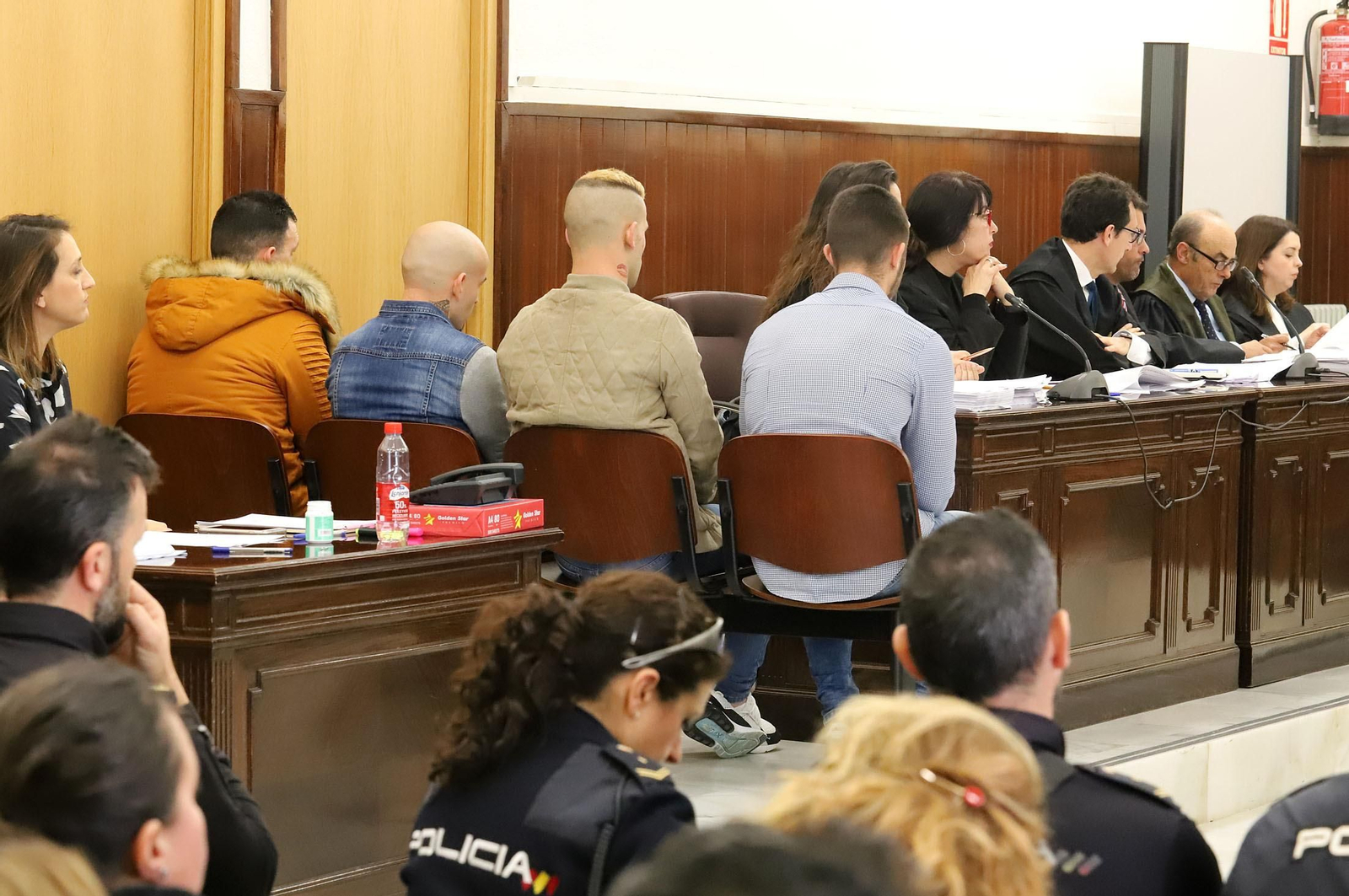 José, Álex, Daniel Leroy y Horacio, en el banquillo de los acusados esta mañana.