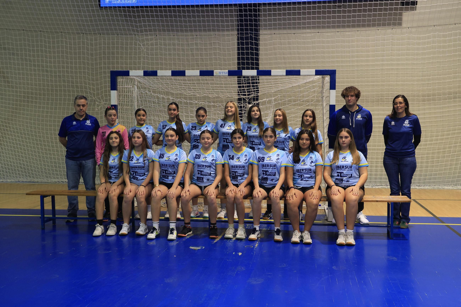 Las fotos de familia del Club Balonmano Ciudad de Algeciras 2025-26