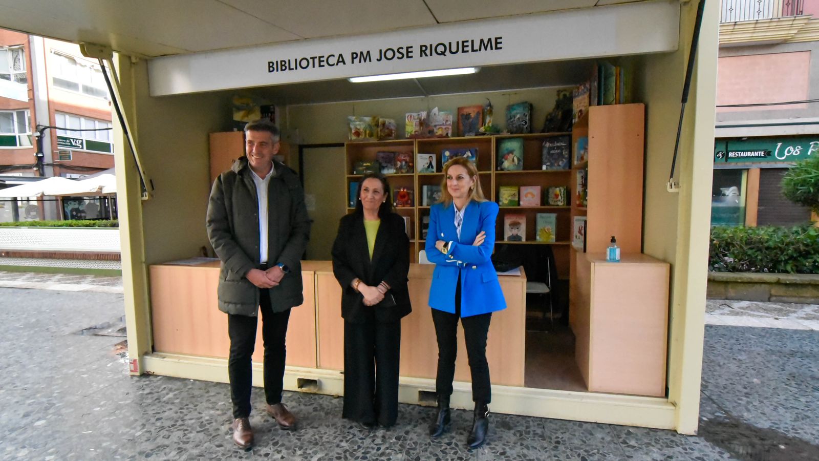 Las fotos de la Feria del Libro de La Línea