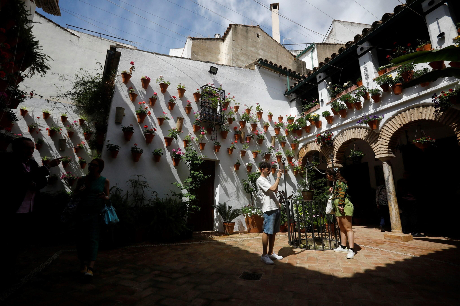 Los patios de Córdoba de la ruta Judería-San Francisco, en imágenes