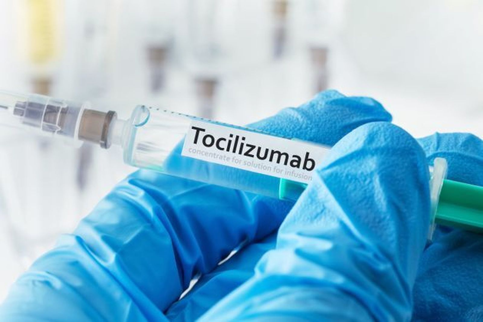 El tocilizumab podría ayudar a adultos hospitalizados con coronavirus grave