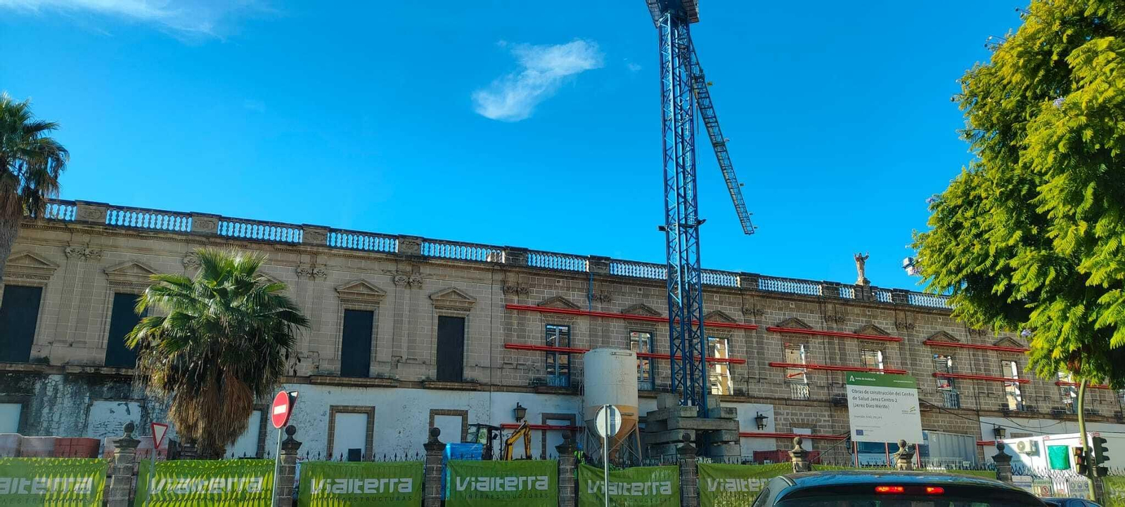 Obras en el nuevo centro de salud de Madre de Dios. Obras en el nuevo centro de salud de Madre de Dios.