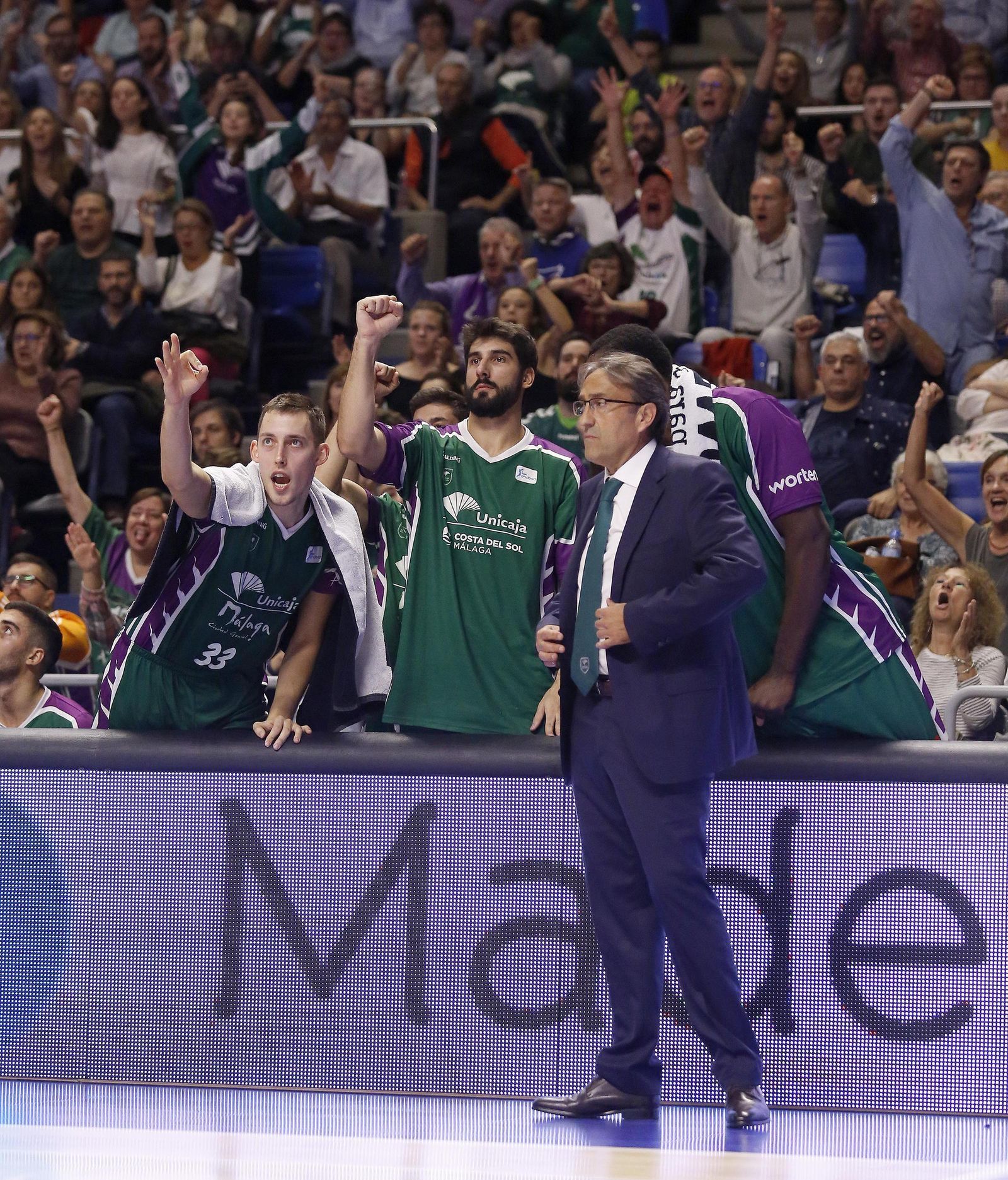 Las imágenes del Unicaja-Tecnyconta Zaragoza