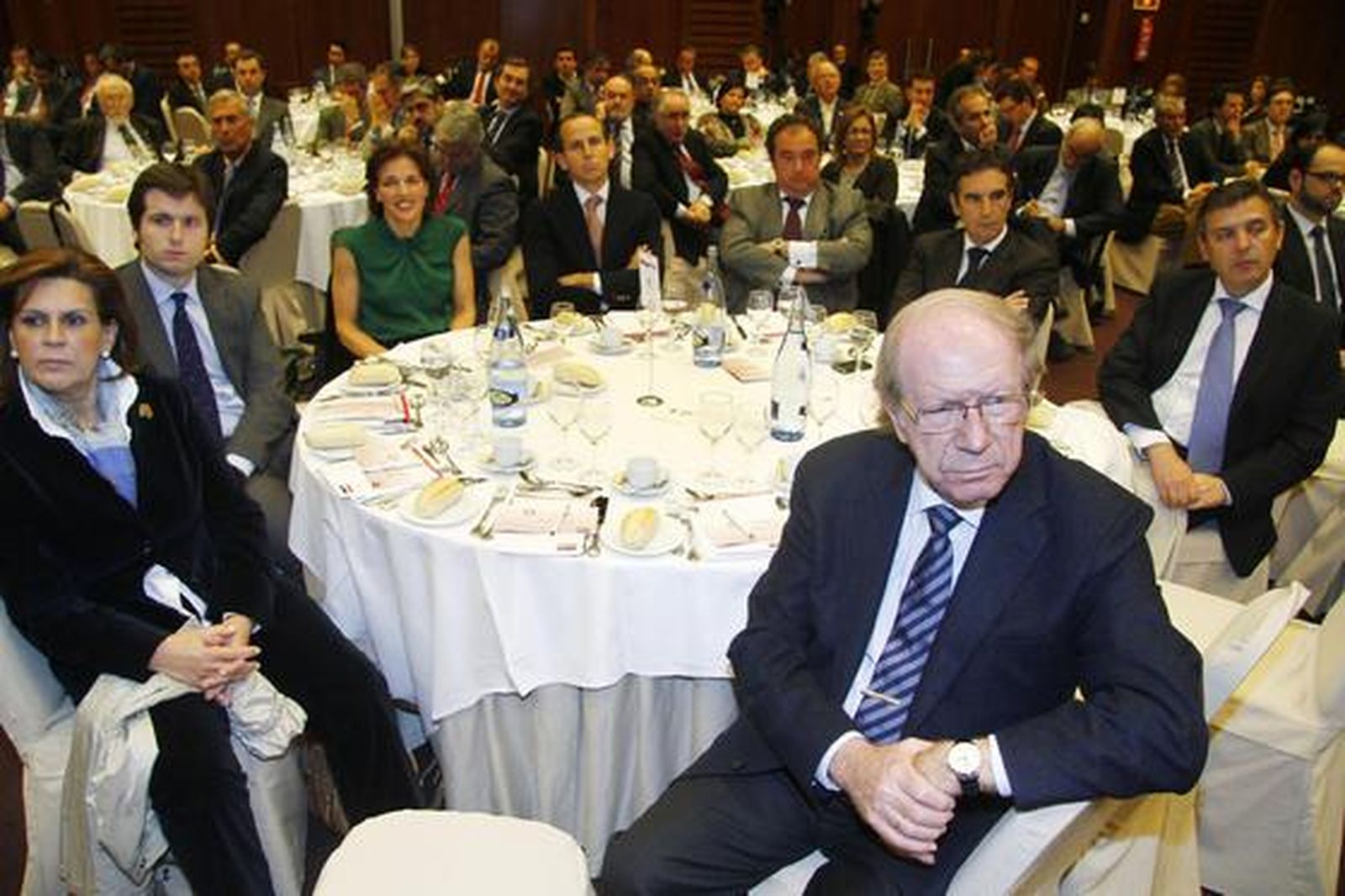 Francisco J. Arteaga, Antonio Miguel Gálvez, Tomás Valiente, Manuel Moyano Reyes, Victoria Herrera, Nicolás Muela, Rosa Torres y Francisco Vera.

Foto: Juan Carlos Vazquez / Victoria Hidalgo