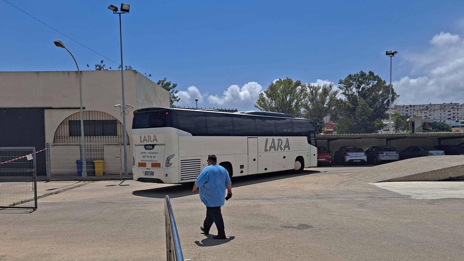 Fotos del primer día del servicio de autobuses de Renfe en la conexión Algeciras - Madrid