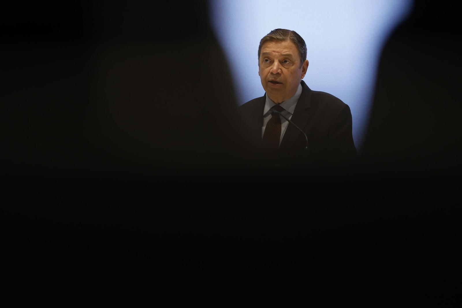 El ministro Luis Planas ofrece una comparecencia sobre la peste porcina tras los jabalíes hallados muertos en Cataluña.