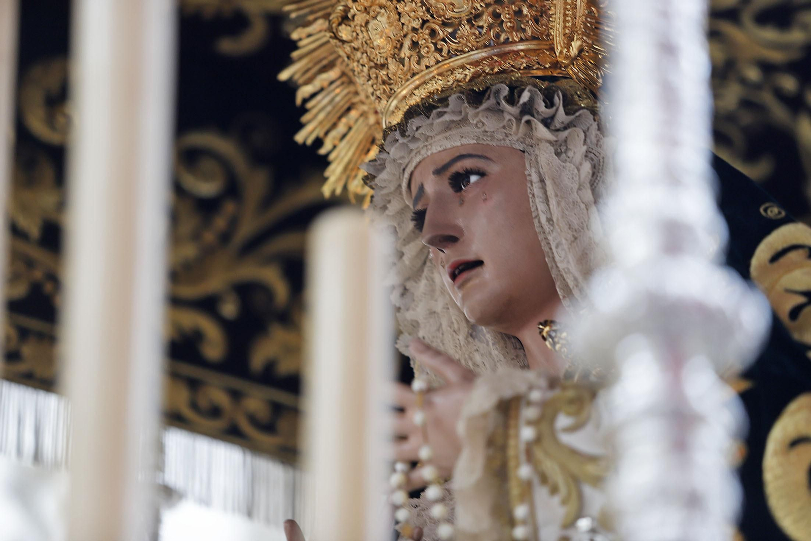 Imágenes de la salida extraordinaria de la Virgen del Rocío y Esperanza