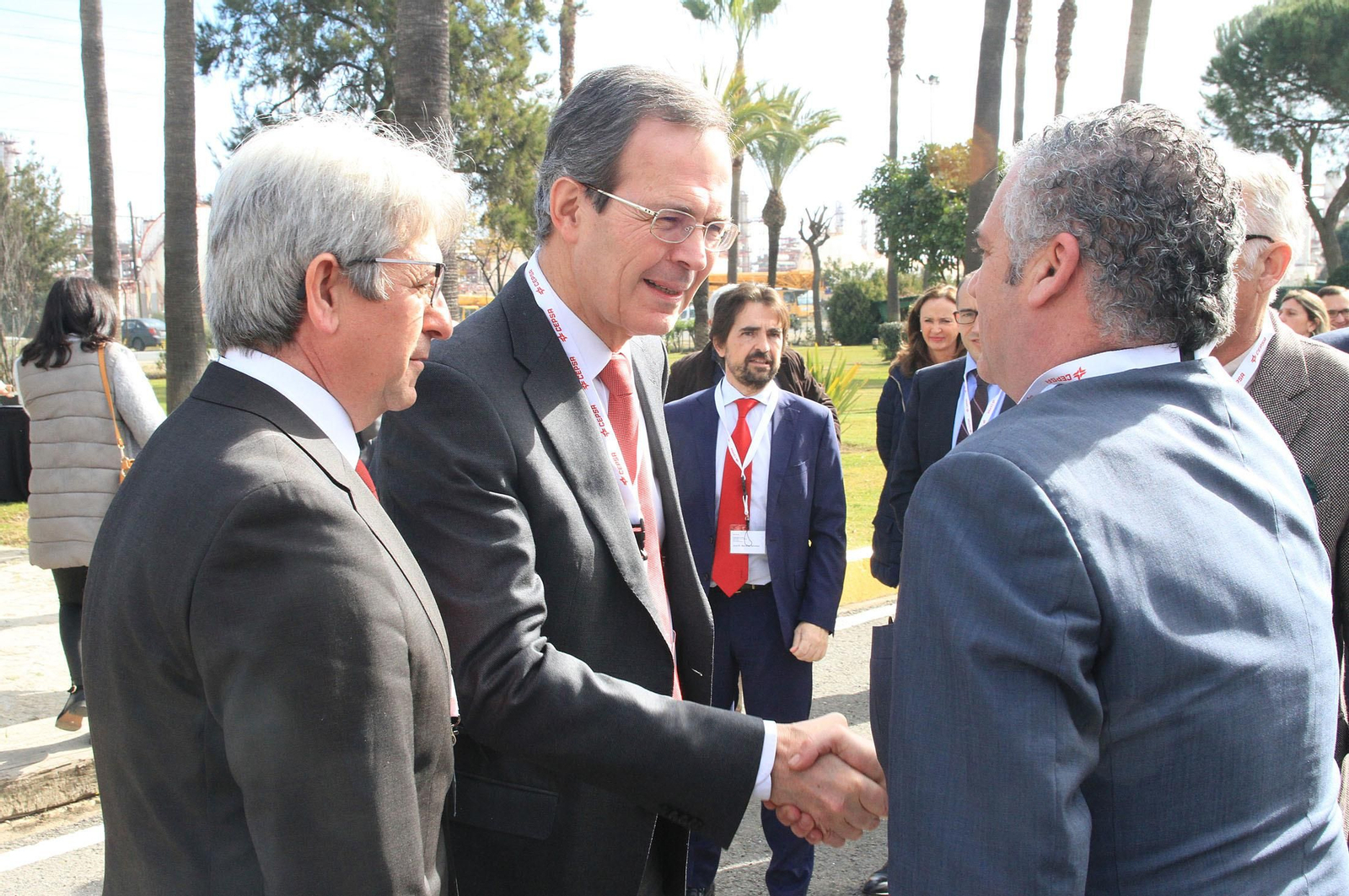 La presidenta de la Junta de Andalucía, Susana Díaz, y el consejero delegado de Cepsa, Pedro Miró, inauguran el proyecto 'Optimización de Aromáticos' de Cepsa, en imágenes