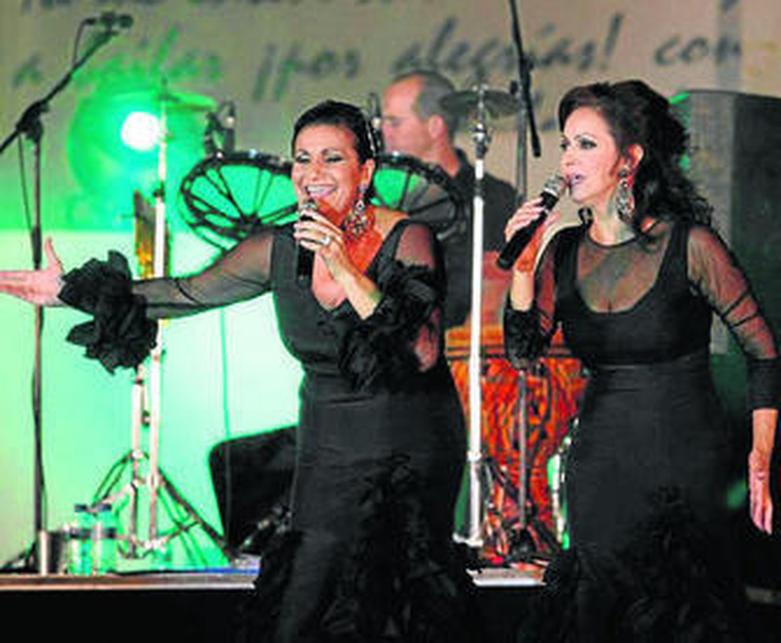 Las Carlotas y Los Aslándticos.