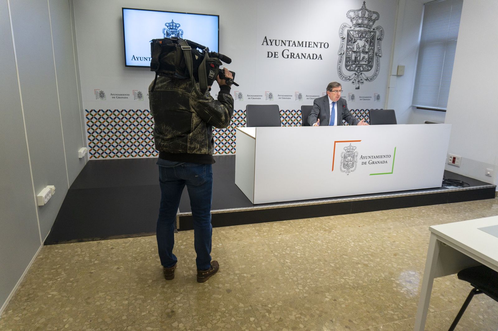 El portavoz del PP, Luis González, en sala de prensa