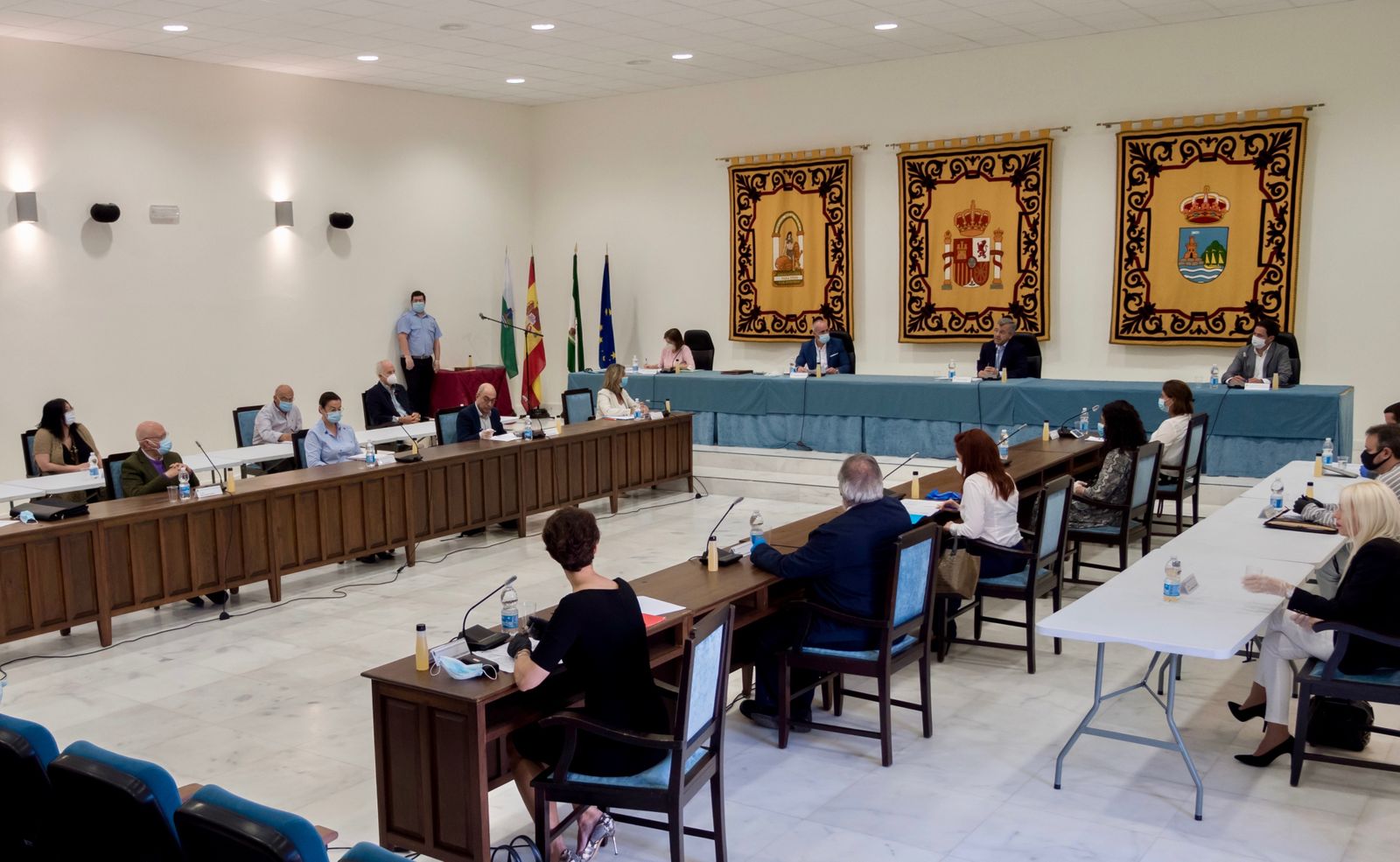 Estepona ha celebrado el Pleno ordinario de forma presencial.