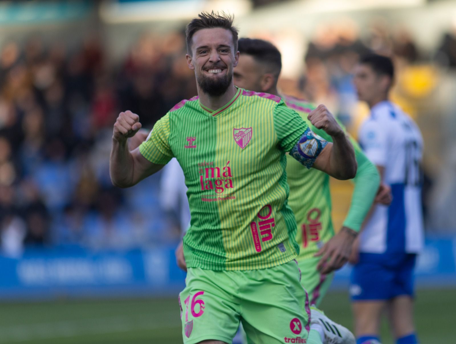 Genaro Rodríguez celebra su gol contra el Alcoyano.