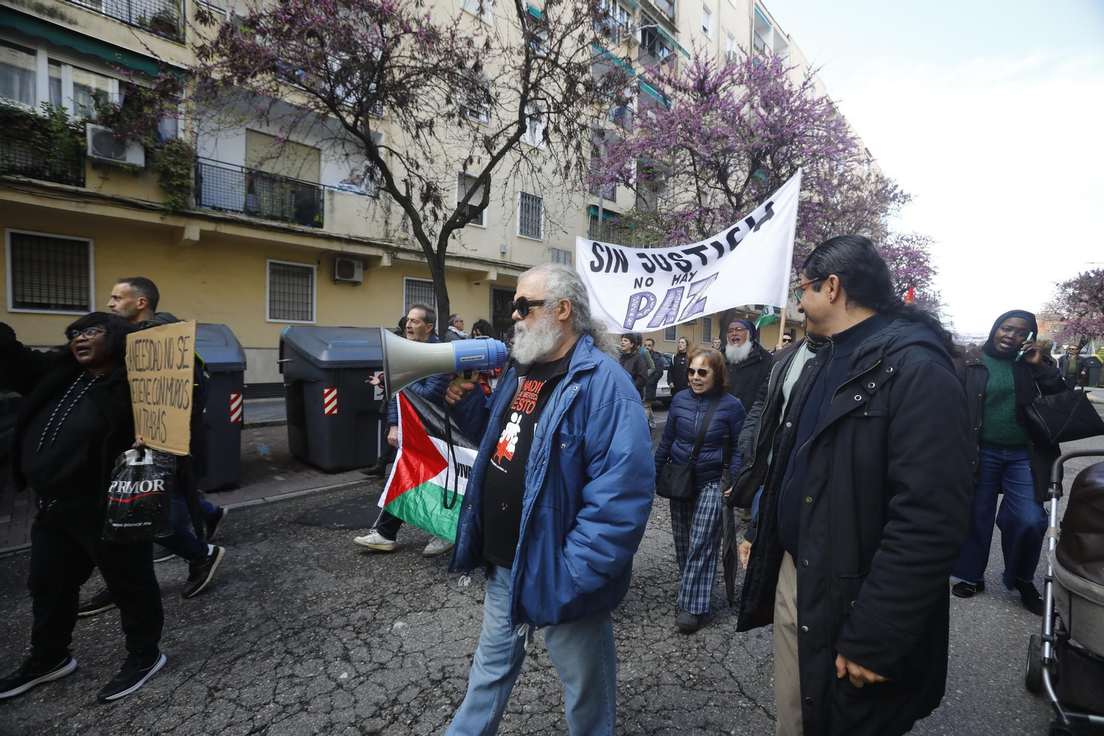 La manifestación antirracista por los derechos de las personas migrantes de Córdoba, en imágenes