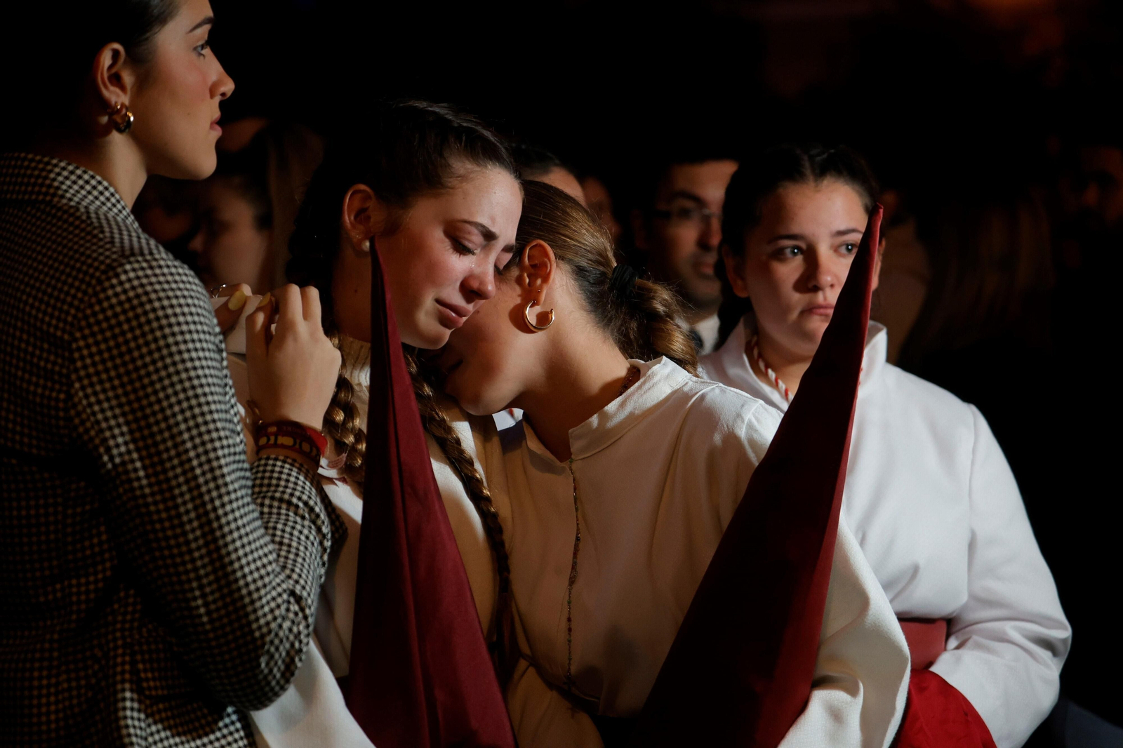 Las mejores imágenes de la hermandad del Descendimiento en este Viernes Santo de Córdoba