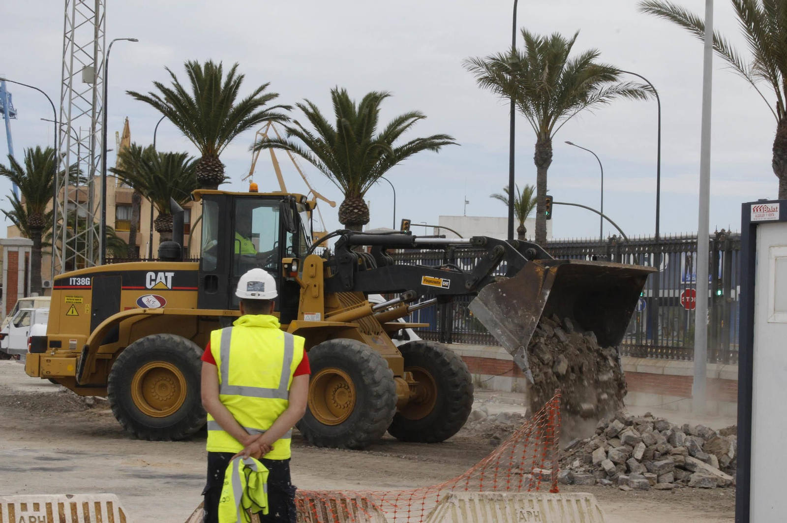 Las obras del edificio de la lonja pesquera, en imágenes