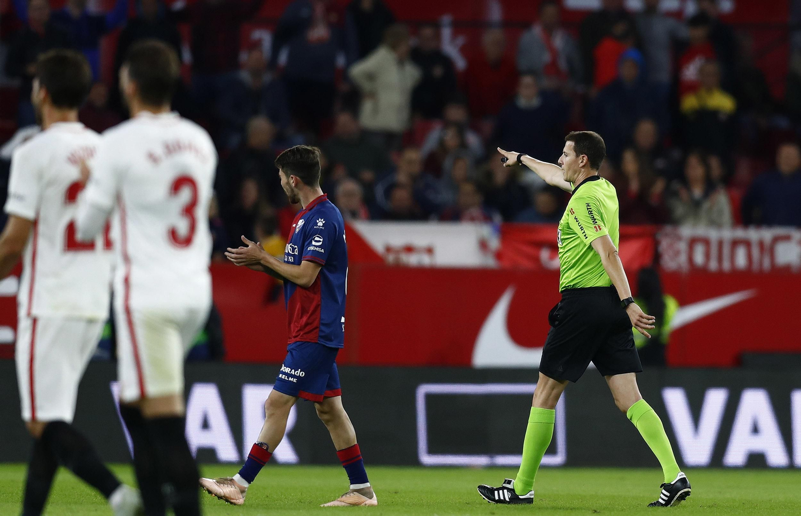 El Sevilla-Huesca, en imágenes