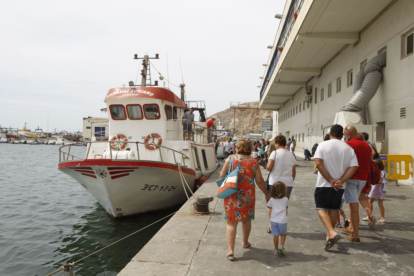 Fotogalería Jornada Puertas Abiertas Puerto Pesquero Almería