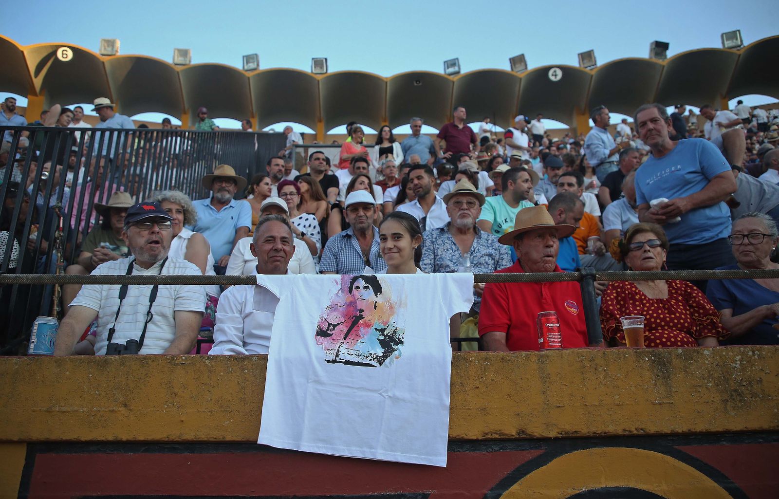 Búscate en durante la corrida del jueves en la plaza de toros Las Palomas