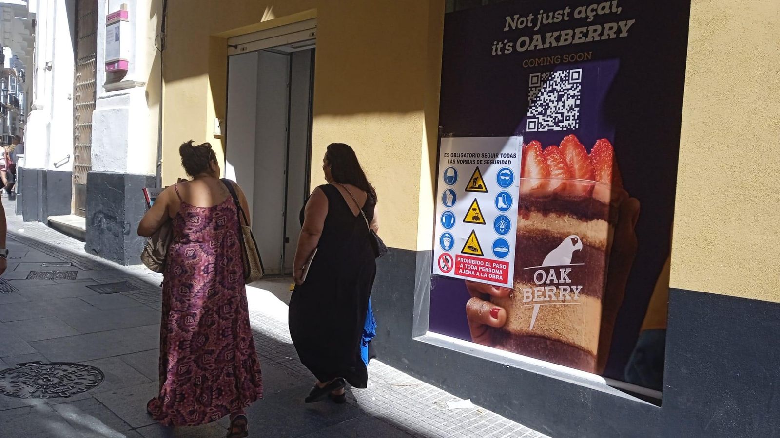 Oakberry ya se anuncia en este local de la calle José del Toro.