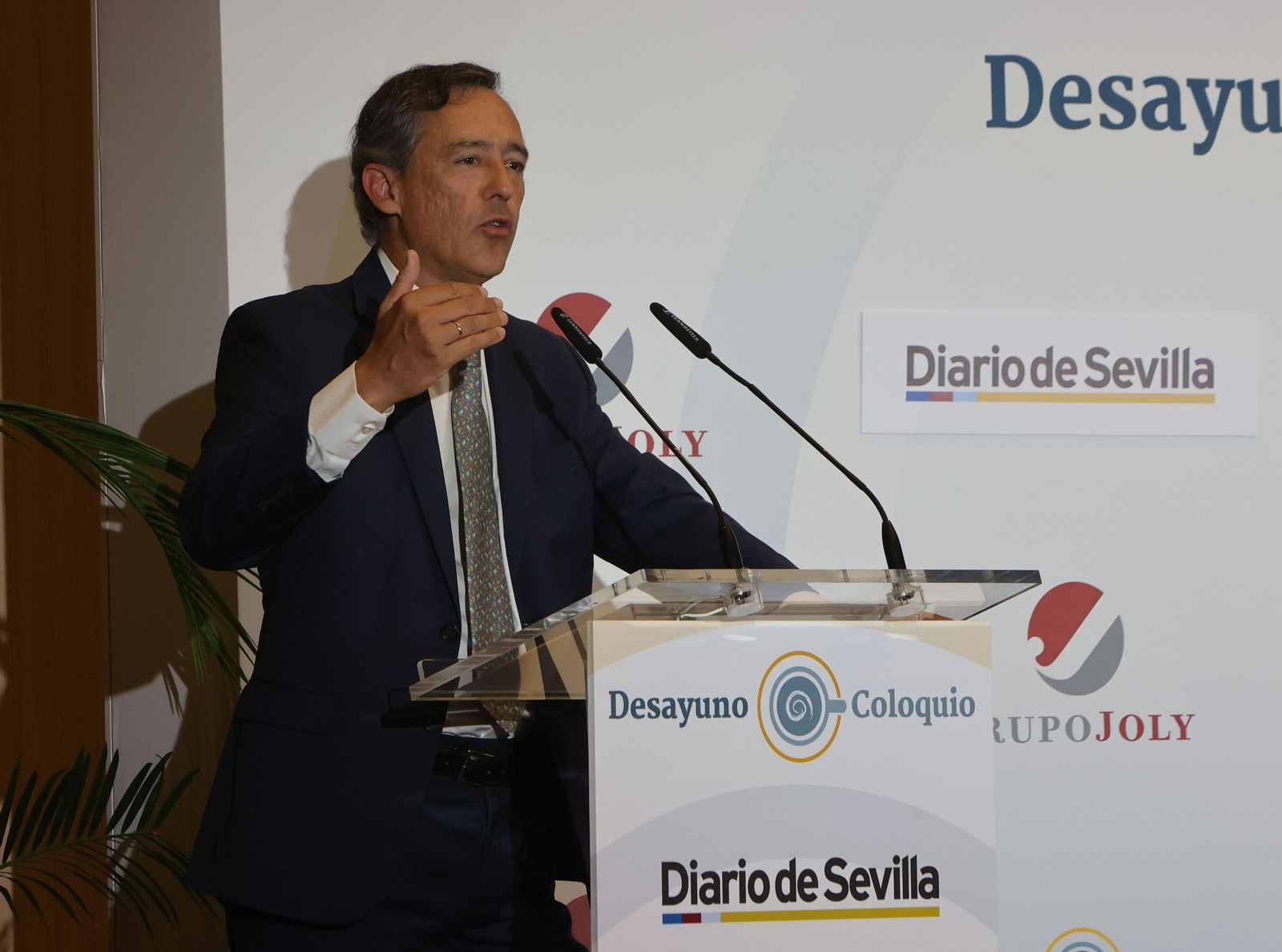 Desayuno coloquio FERTIBERIA