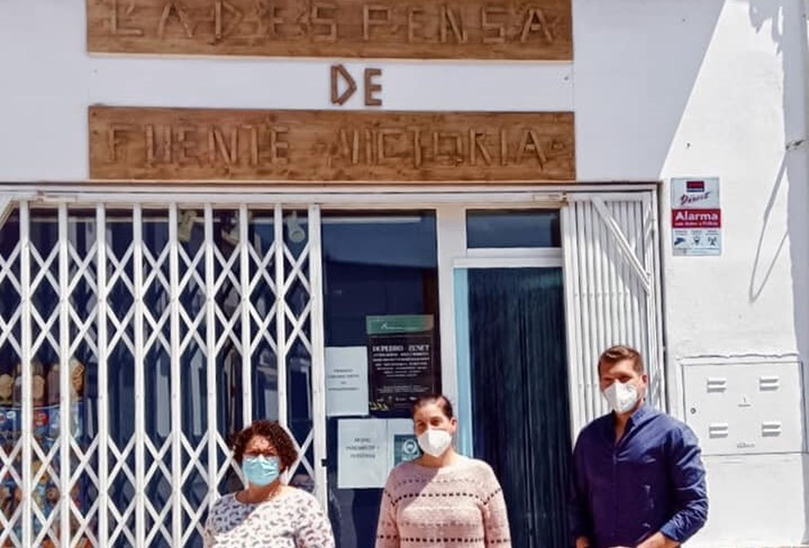 Fuente Victoria recupera, seis años después, una tienda de alimentación