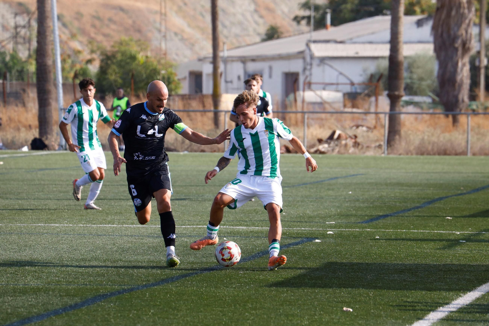 Las mejores fotos del derbi entre el Córdoba B y el Ciudad de Lucena en la Ciudad Deportiva