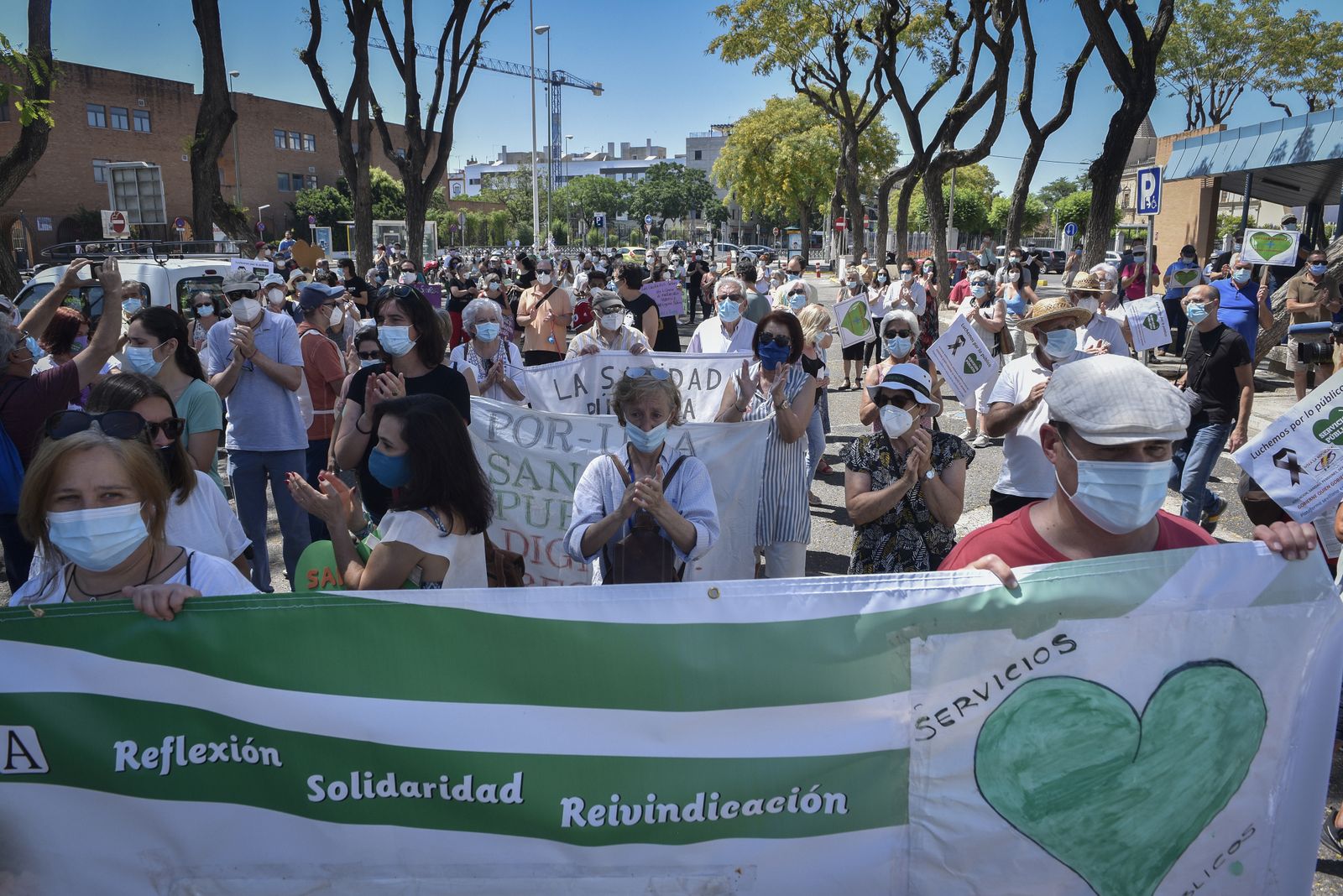 Las imágenes de la manifestación de Marea Blanca