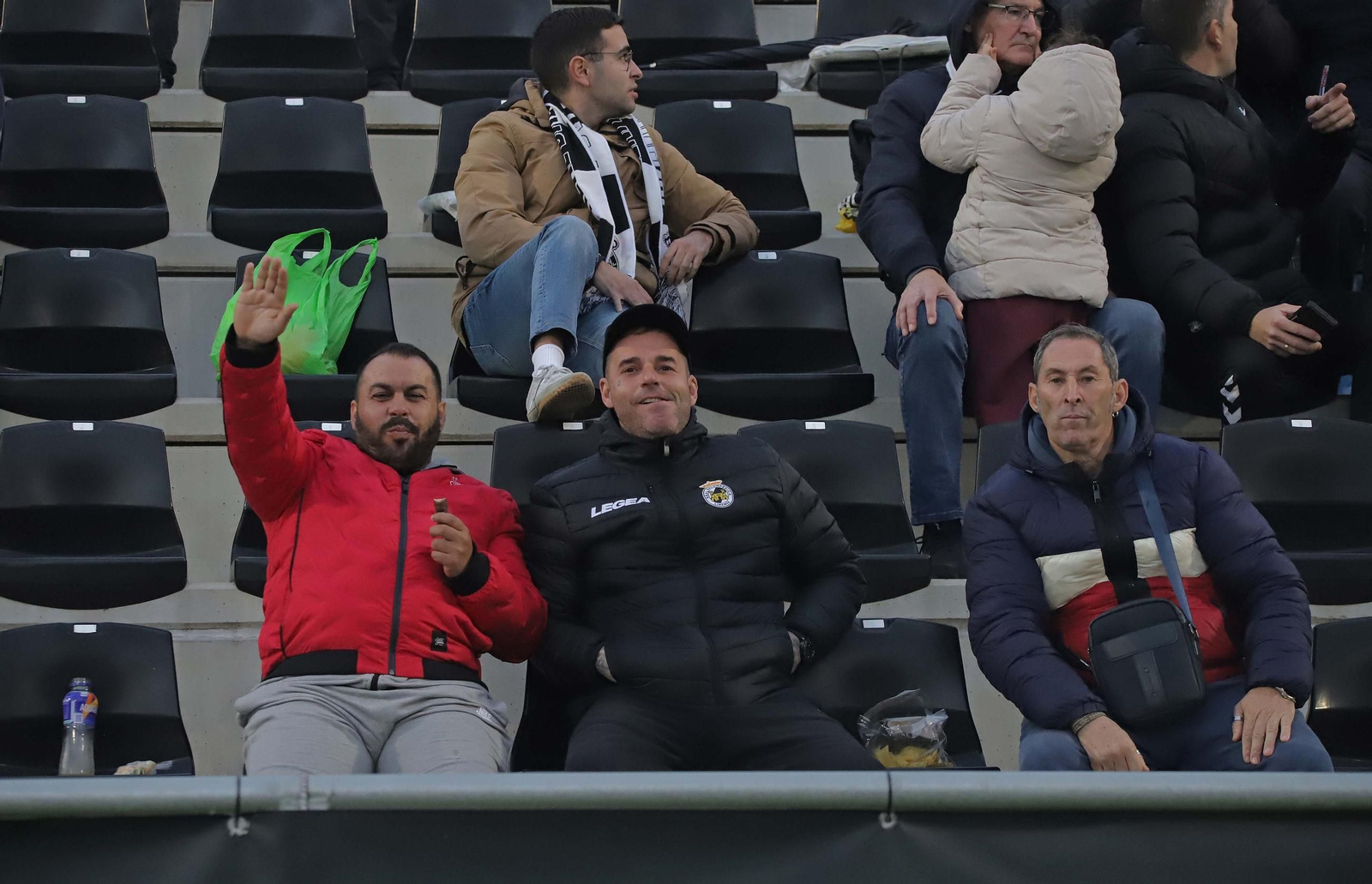 Búscate en el Ciudad de La Línea durante el Balona - Dos Hermanas de Tercera Federación