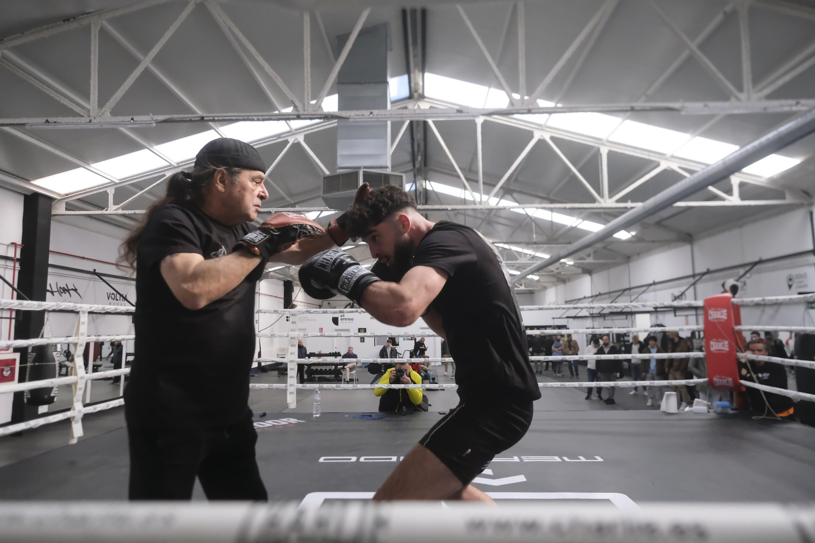 El entrenamiento de José Luis Navarro Jr antes del Campeonato de España, en imágenes