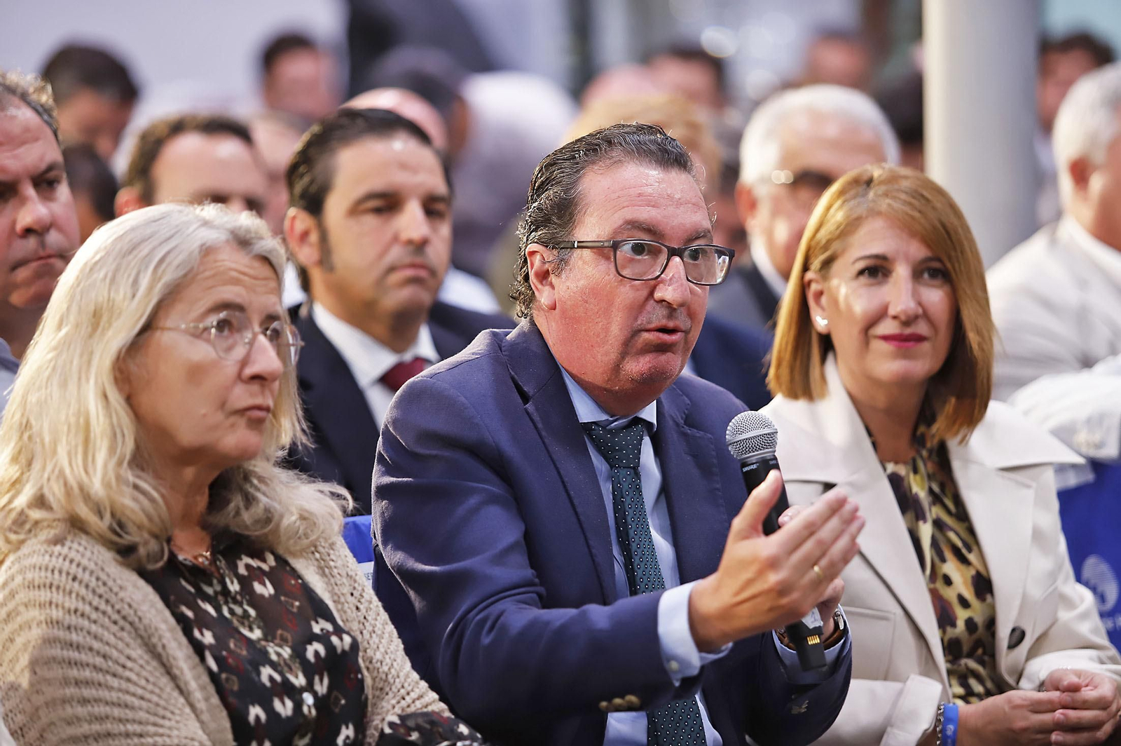 Las imágenes en el Desayuno-Coloquio del Grupo Joly "Competitividad innovación y eficiencia el sector de los frutos rojos ante el reto de la sostenibilidad"