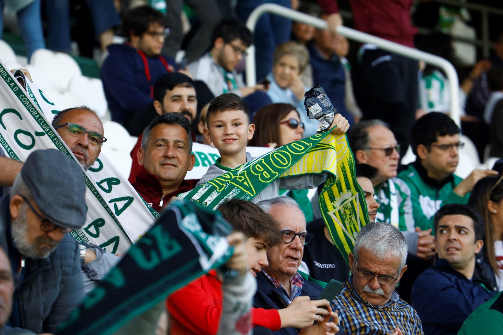 Las mejores fotos del ambiente en El Arcángel en el Córdoba CF - Ceuta