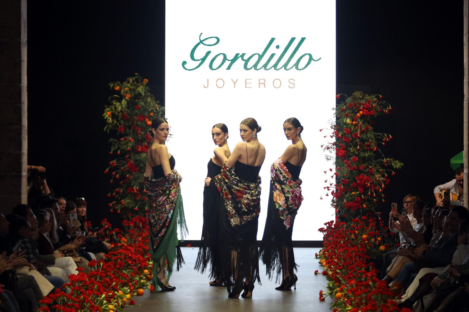 Desfile de Joyería Gordillo en la Pasarela Flamenca Jerez 2025 Desfile de Joyería Gordillo en la Pasarela Flamenca Jerez 2025