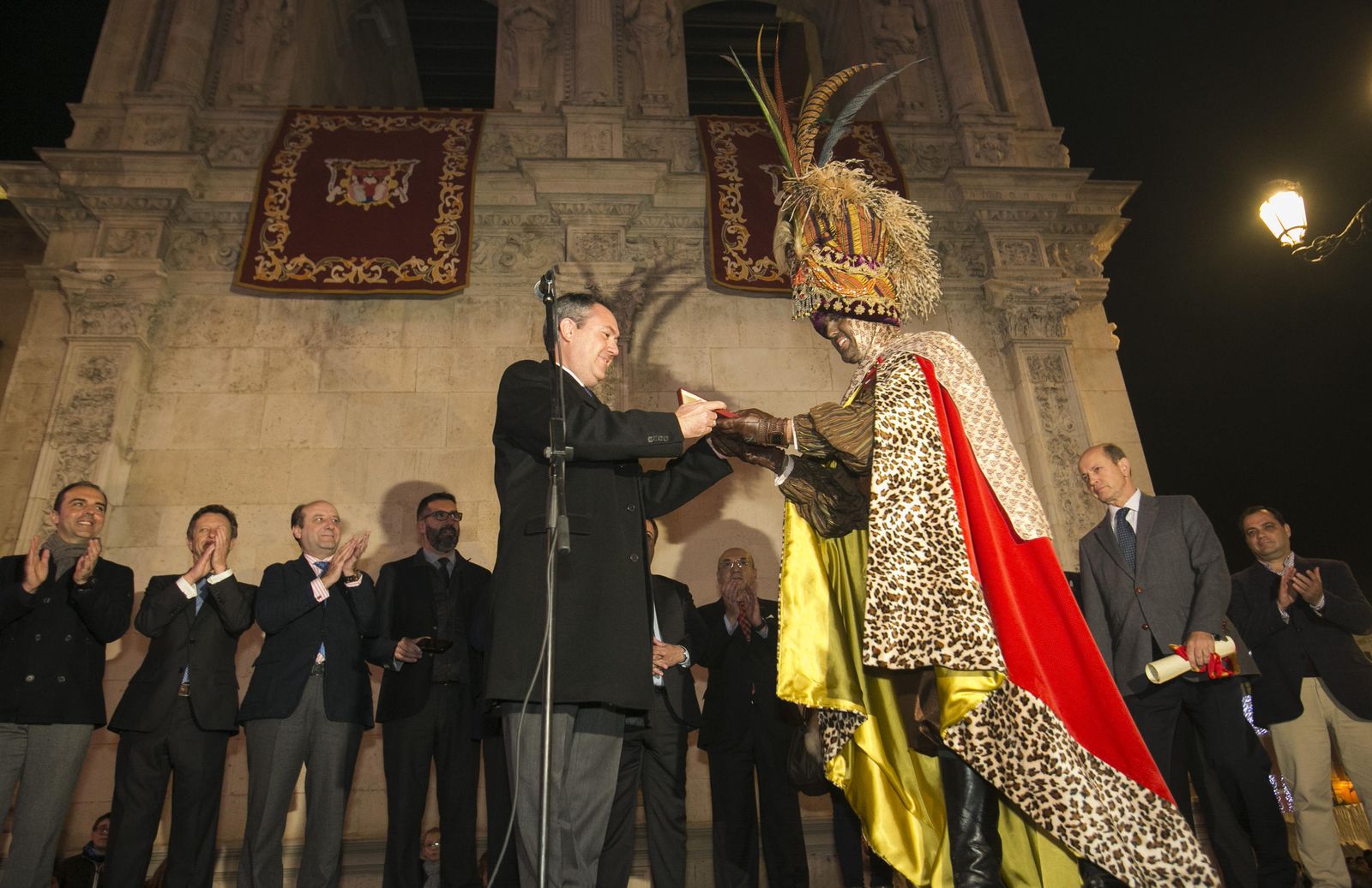 El recorrido del Heraldo Real, en imágenes