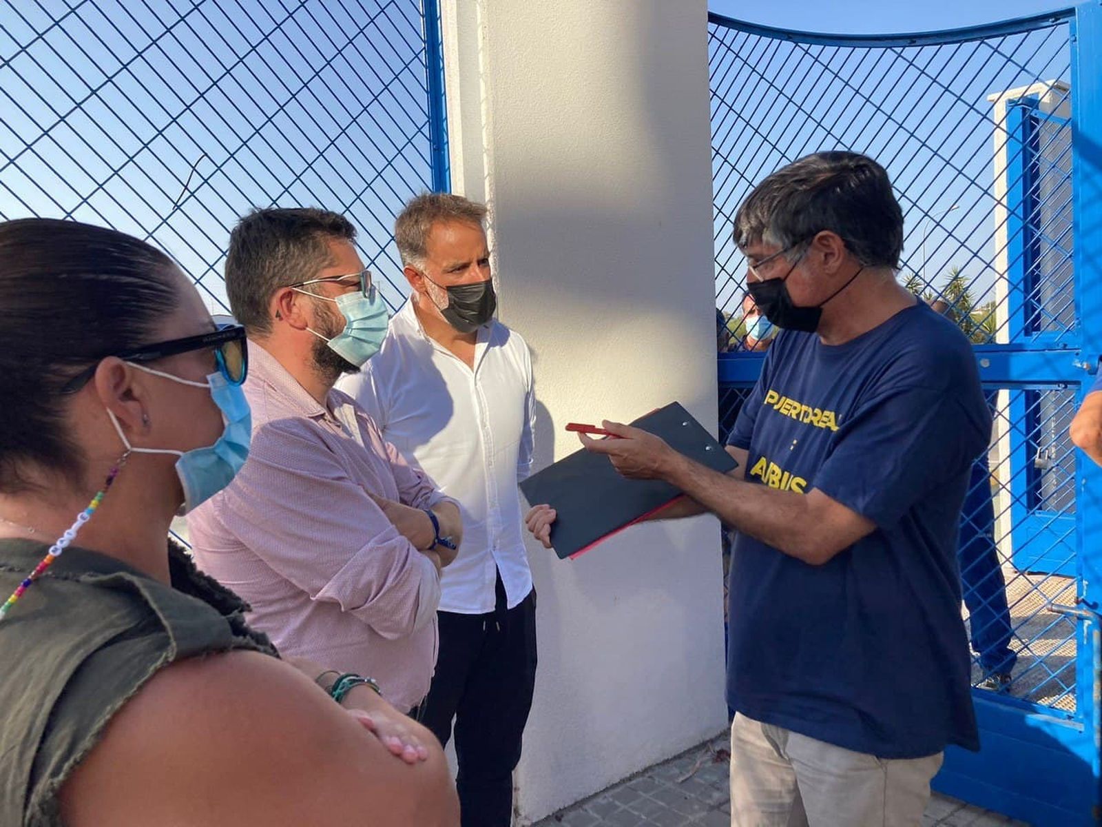 Jorge Rodríguez y Juan Manuel Trujillo (a la derecha) durante el encierro del miércoles