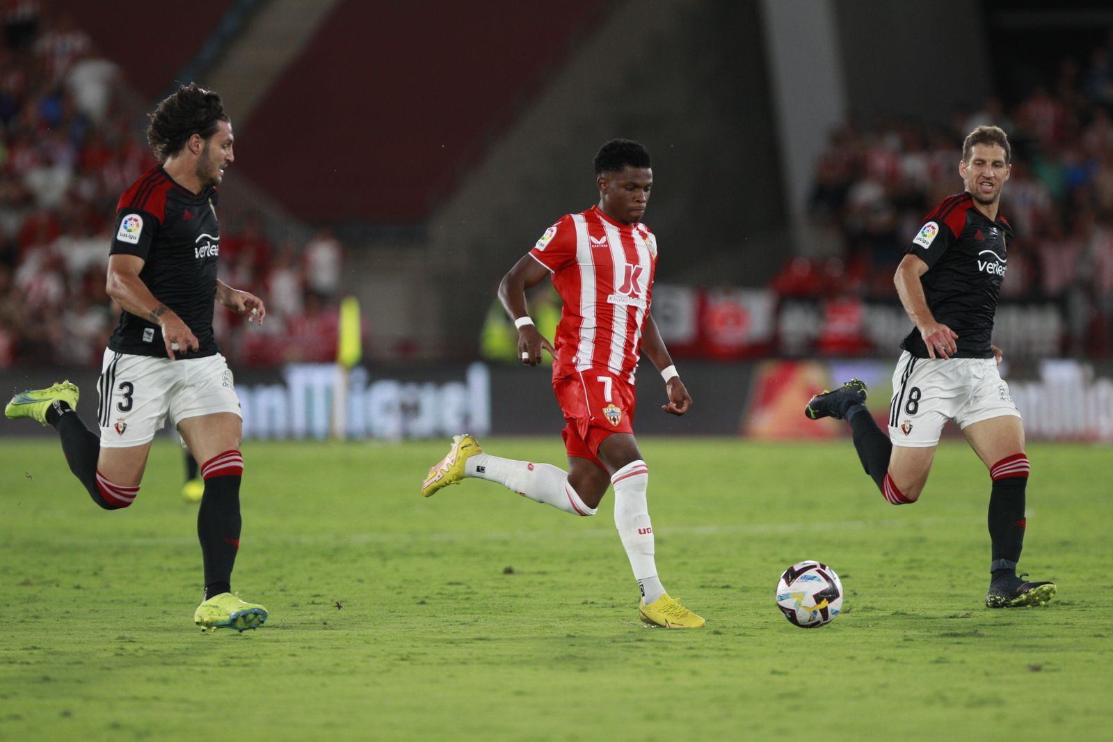 Imágenes del partido U.D. Almería-C.A. Osasuna