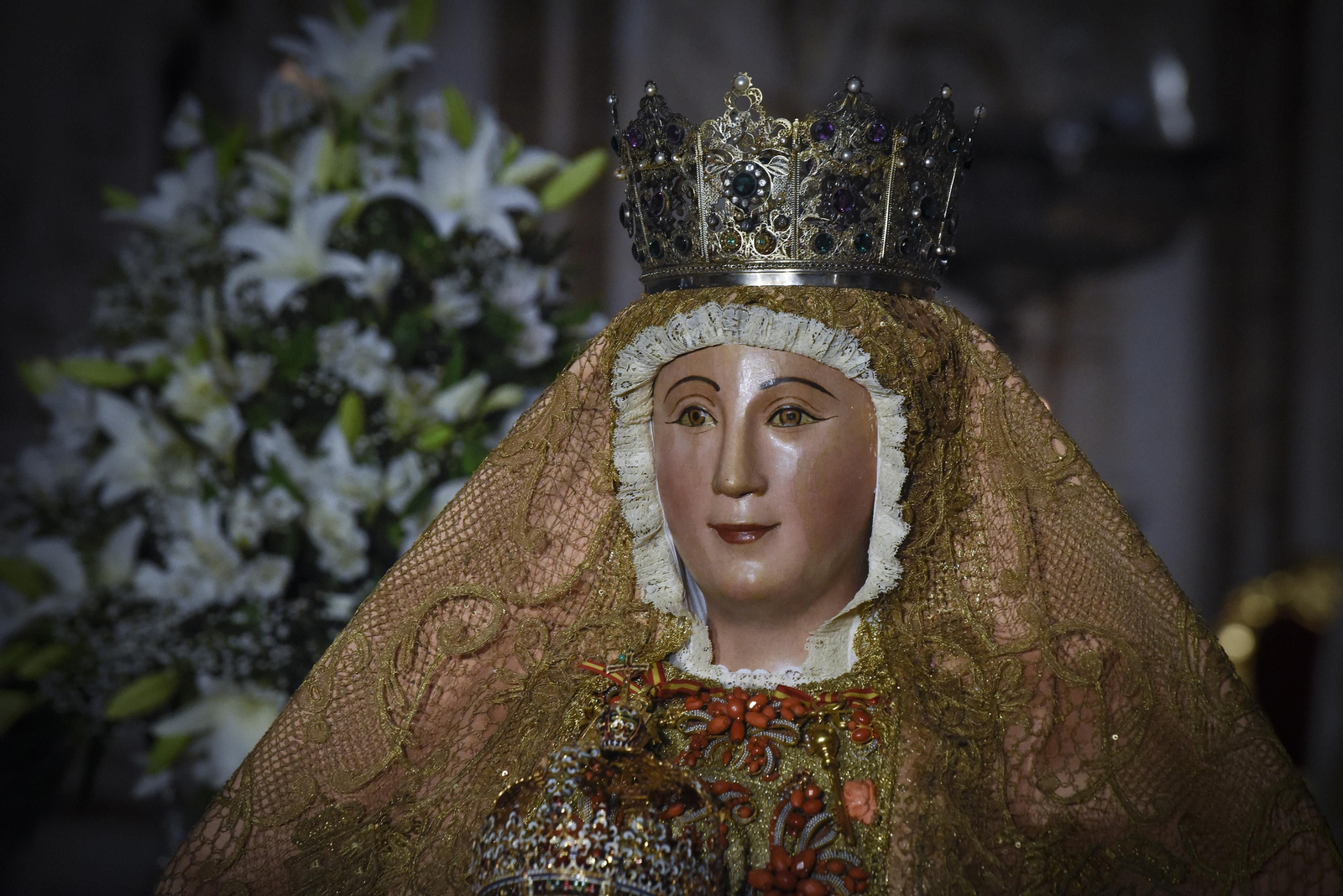Besamanos de la Virgen de los Reyes