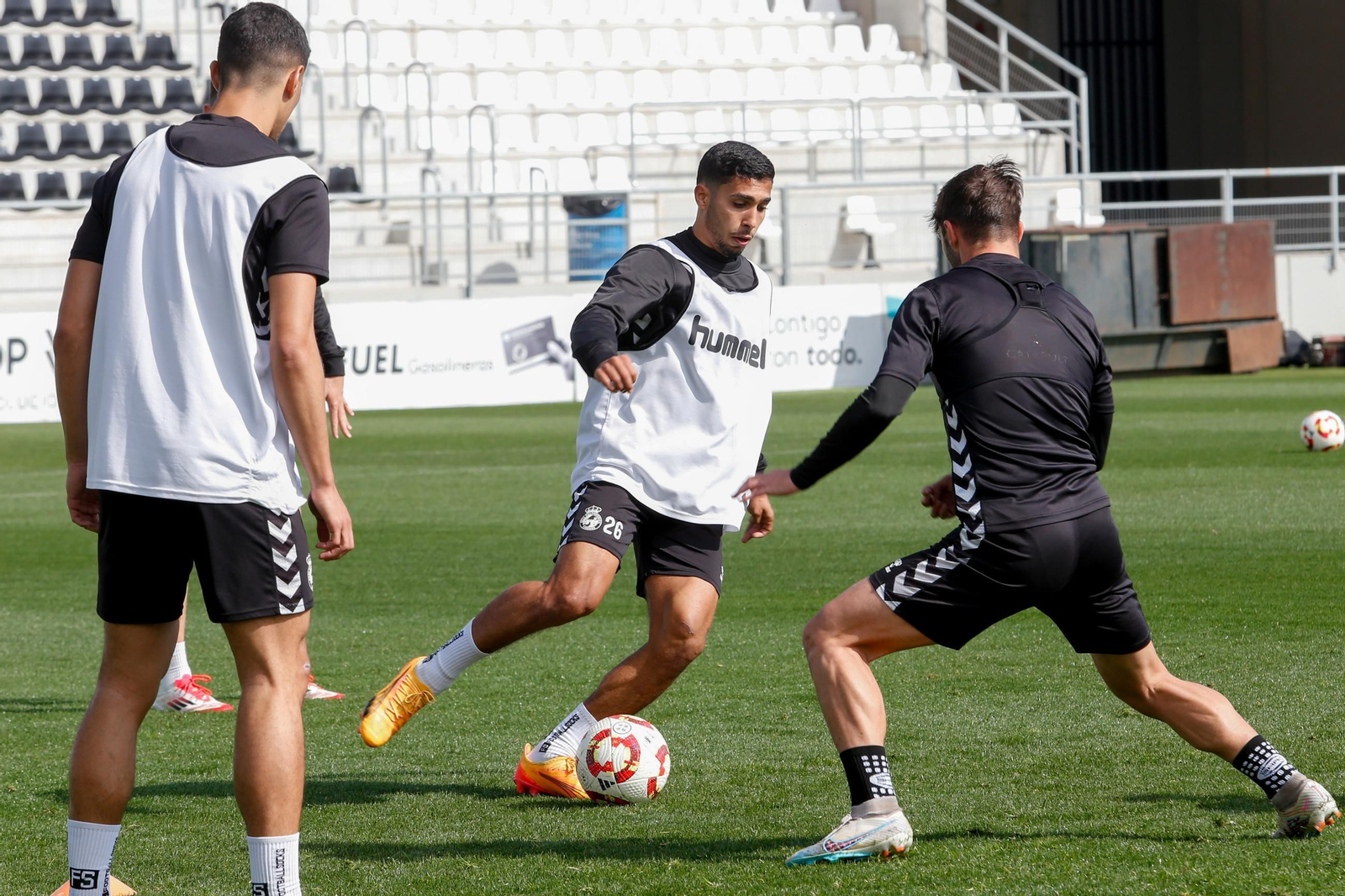 Las fotos del entrenamiento de la Balona previo a su visita al UCAM Murcia
