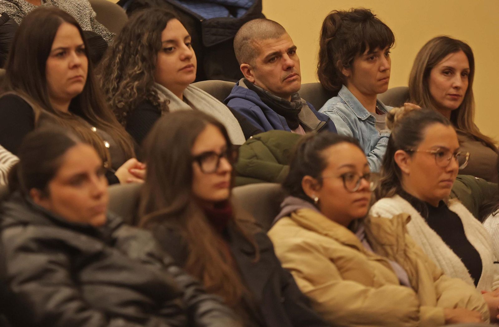 Fotos de la presentación de la película 'Tierra de Nadie' en colaboración con Coorinadora Alternativas en Algeciras