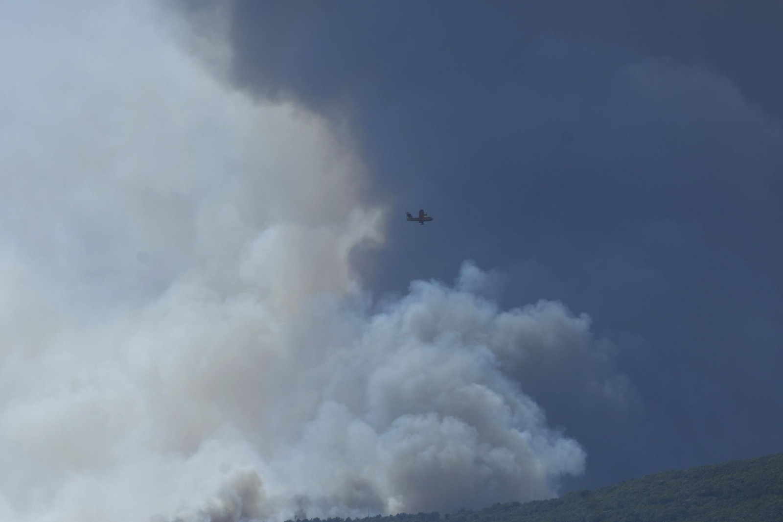 Imágenes del incendio de Tarifa, el segundo en menos de una semana