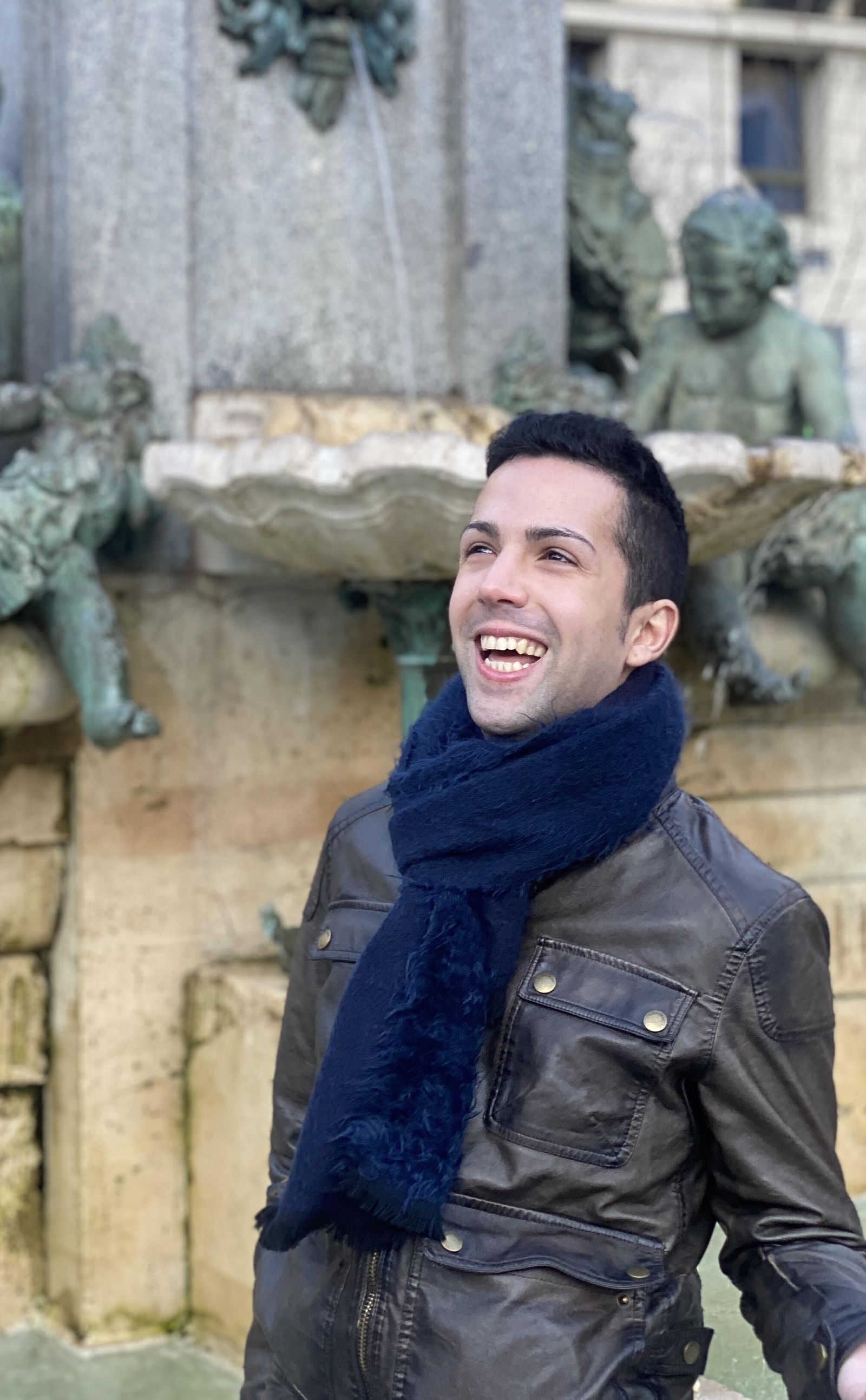 José Antonio Reina, Imperio Reina sobre el escenario.