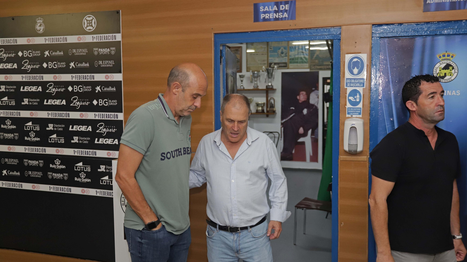 Fotos del cambio de entrenador en la Balona