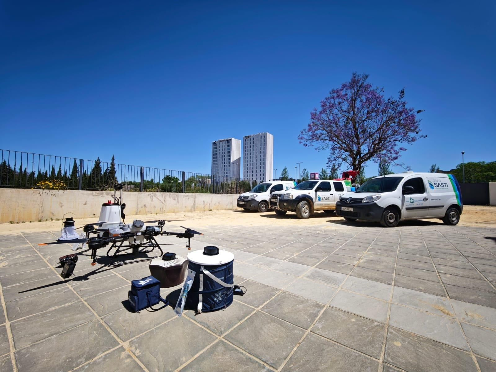 Equipamiento de Athisa y Grupo SASTI para su labor de sanidad ambiental.