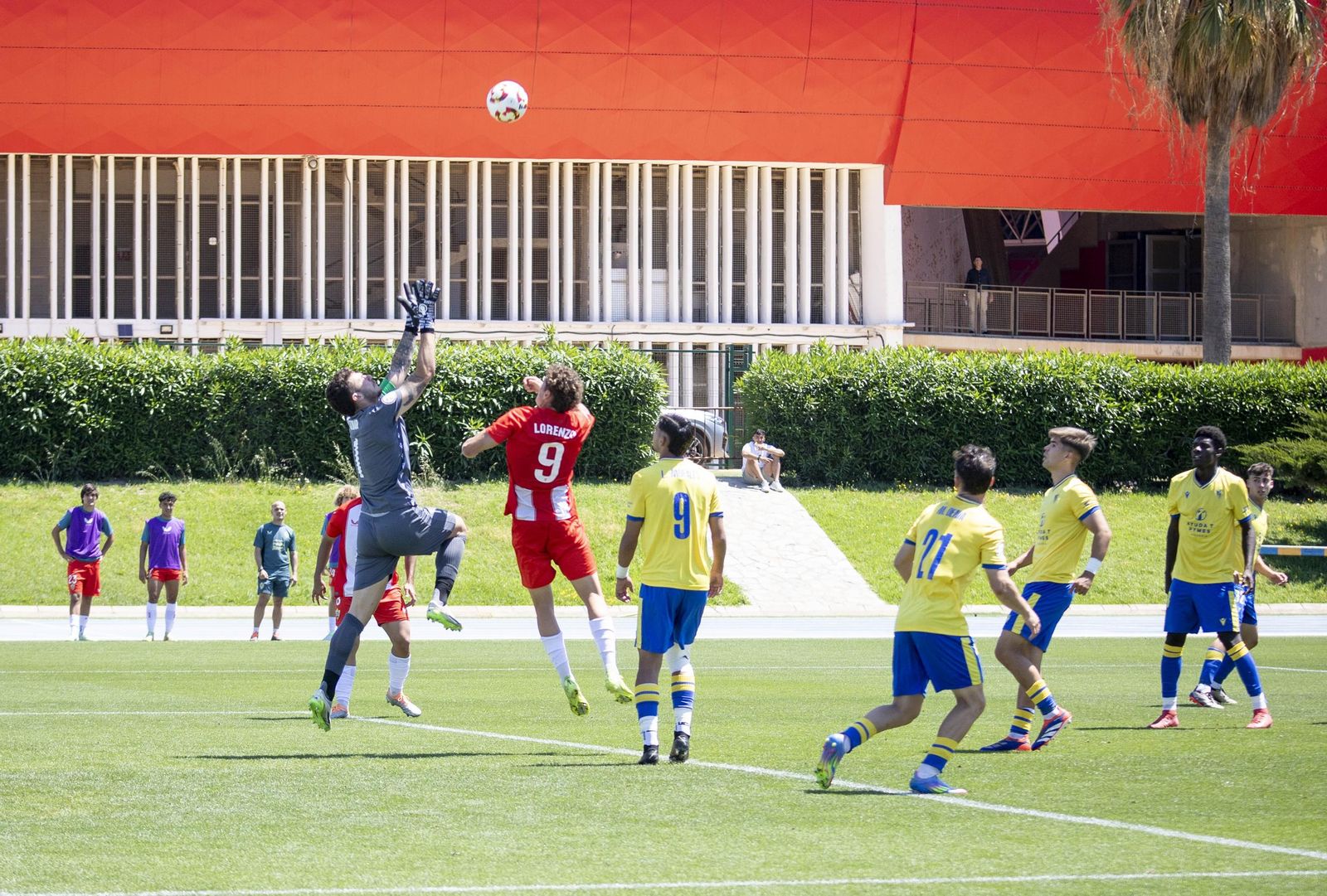 Partido de Segunda RFEF entre el Almería B y el Cádiz Mirandilla