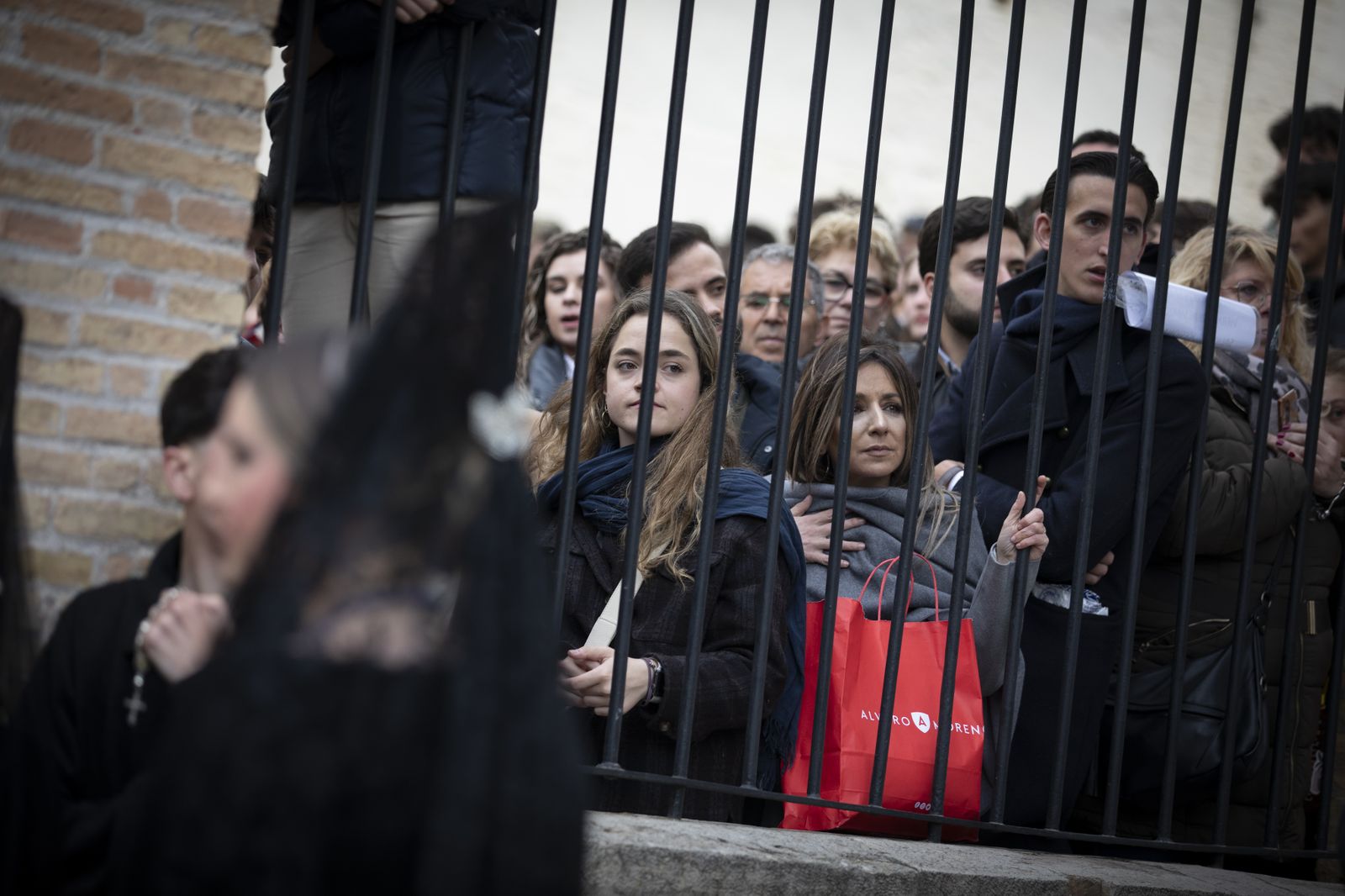 La Concha realiza su estación de penitencia en Granada